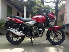 Bajaj Discover 125